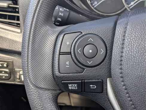 Used 2016 Toyota Corolla L FWD image 19
