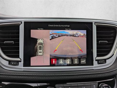 New 2026 Chrysler Pacifica Select w/ S Appearance Package image 12