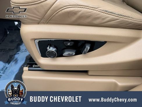 Used 2020 Cadillac Escalade ESV Platinum AWD/4WD image 14