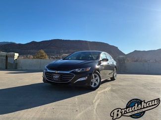Used 2023 Chevrolet Malibu LS video 1