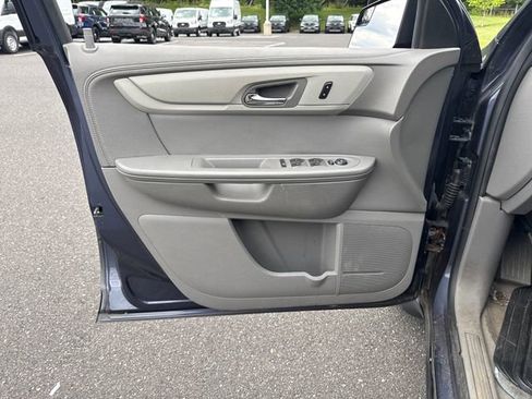 Used 2013 Chevrolet Traverse LS AWD/4WD image 24