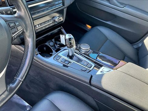 Used 2015 BMW 528i Sedan image 16