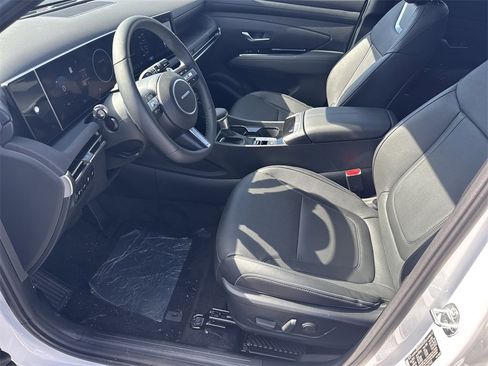 New 2025 Hyundai Santa Cruz Limited image 9