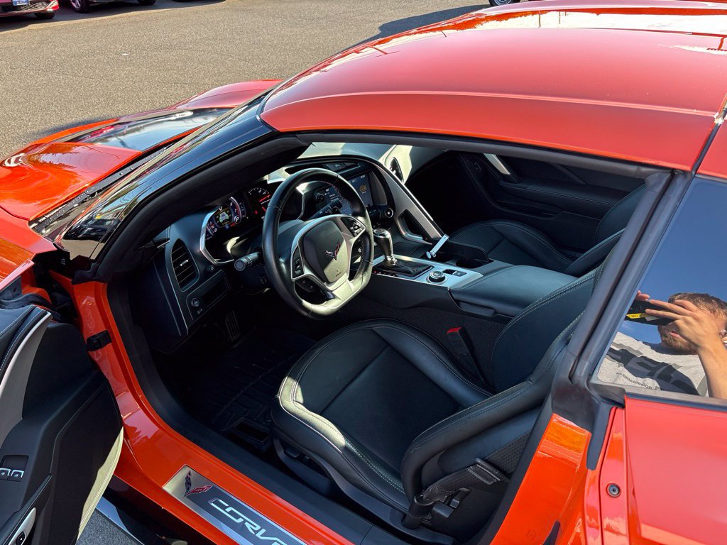 Used 2019 Chevrolet Corvette Grand Sport w/ Carbon Flash Badge Package RWD image 13