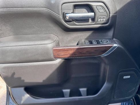 Used 2019 GMC Sierra 1500 SLT w/ SLT Premium Plus Package image 10