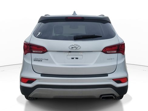 Used 2018 Hyundai Santa Fe Sport w/ 2.4L Value Package 02 FWD image 5