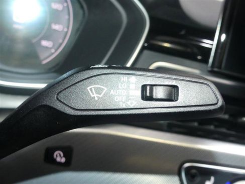 Used 2025 Audi A5 2.0T Premium Plus image 36