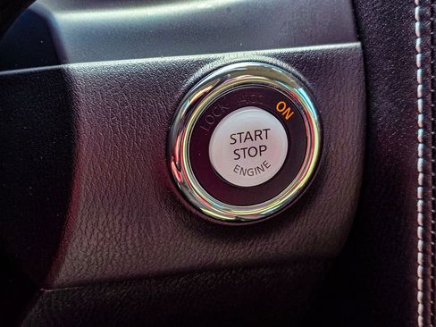 Used 2023 INFINITI QX80 Premium Select w/ All-Season Package image 24