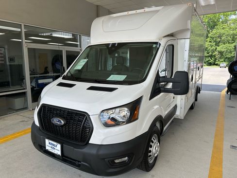 Used 2023 Ford Transit 350 Low Roof DRW RWD image 2