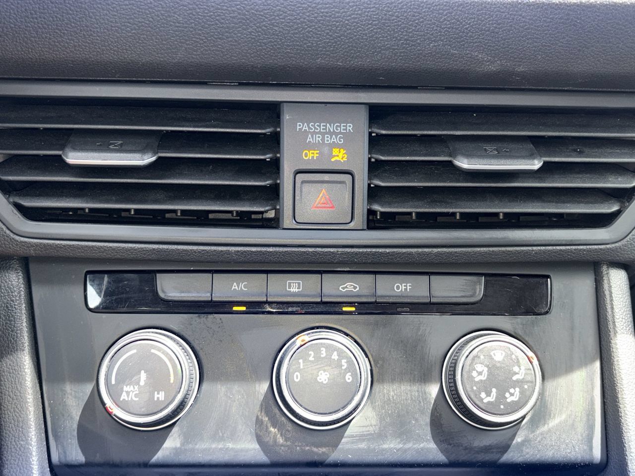 Used 2024 Volkswagen Jetta S FWD image 5