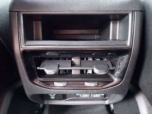 Certified 2023 Jeep Grand Cherokee Altitude AWD/4WD image 15