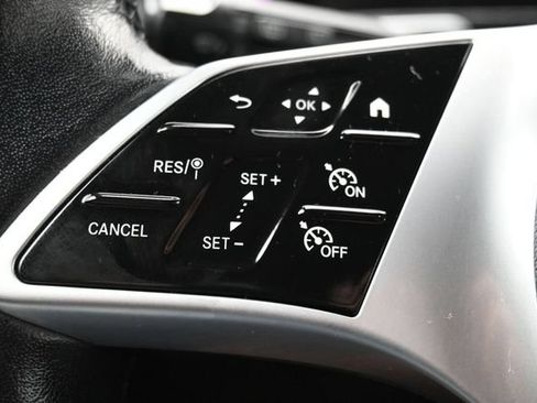 Used 2024 Mercedes-Benz GLB 250 image 21
