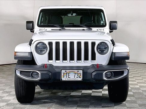 Used 2018 Jeep Wrangler Unlimited Sahara image 2