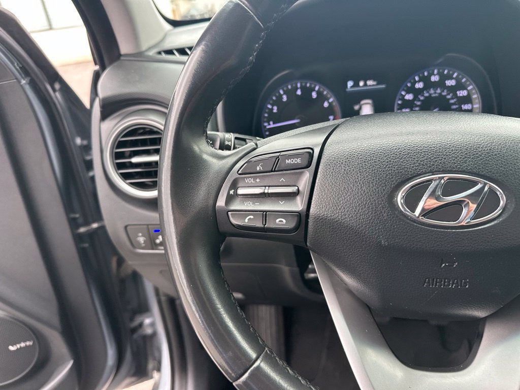 Used 2020 Hyundai Kona SEL Plus AWD/4WD image 16