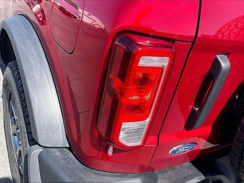 Used 2025 Ford Bronco 2-Door AWD/4WD image 31