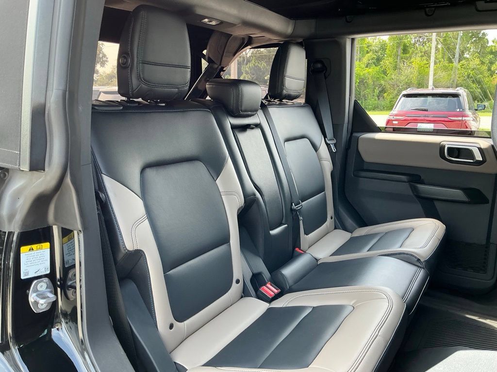 Used 2024 Ford Bronco Wildtrak AWD/4WD image 27
