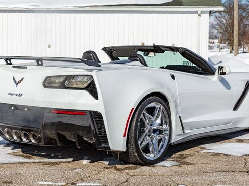 Used 2019 Chevrolet Corvette ZR1 w/ Chrome Badge Package image 4