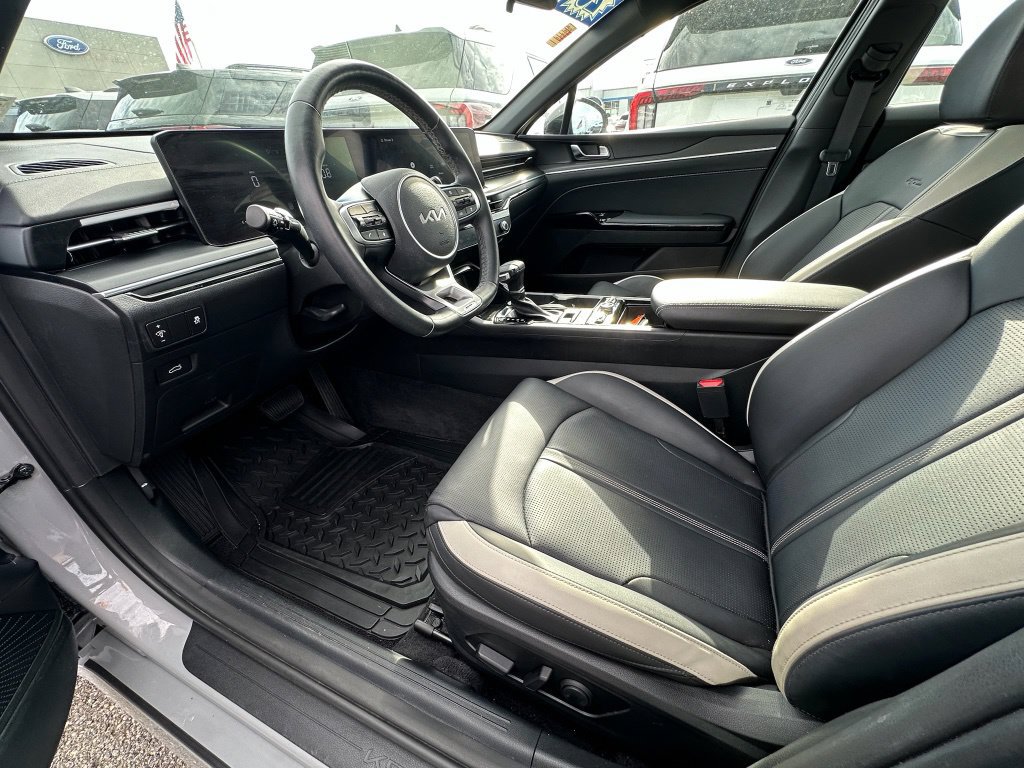 Used 2025 Kia K5 GT-Line AWD/4WD image 16
