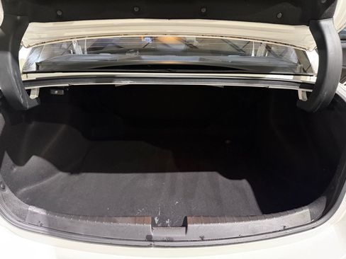 Used 2017 Acura ILX FWD image 19