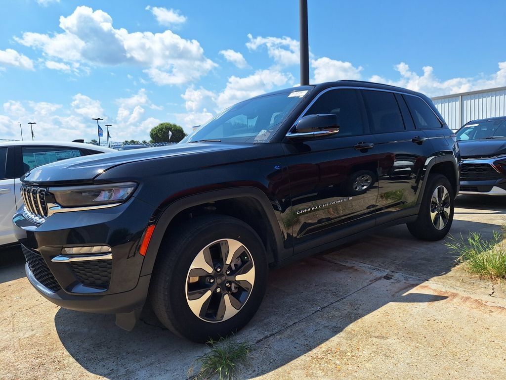Used 2024 Jeep Grand Cherokee Limited 4xe AWD/4WD image 1