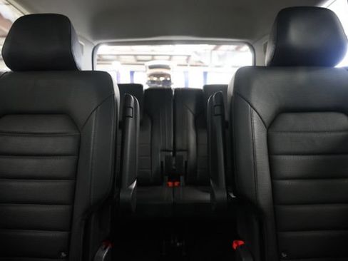 Used 2019 Volkswagen Atlas SEL Premium AWD/4WD image 36