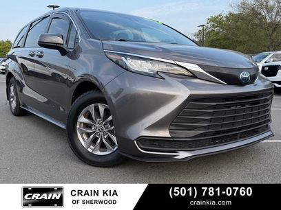 Used 2022 Toyota Sienna LE