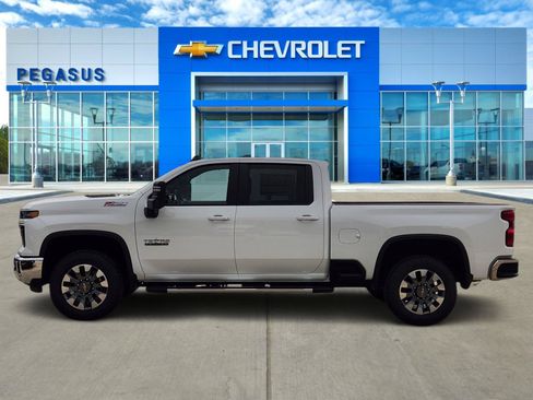 New 2026 Chevrolet Silverado 2500 LT w/ Safety Package AWD/4WD image 3