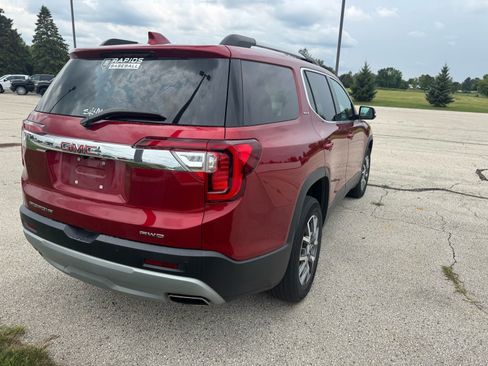 Used 2023 GMC Acadia SLT w/ Technology Package AWD/4WD image 4