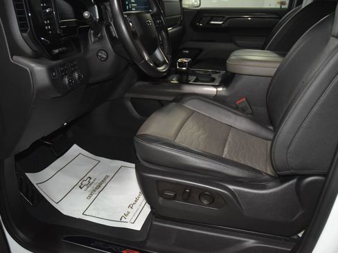 Used 2023 Chevrolet Silverado 1500 ZR2 w/ Technology Package AWD/4WD image 45