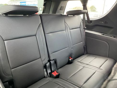 New 2026 Chevrolet Suburban LT w/ Comfort Package image 21
