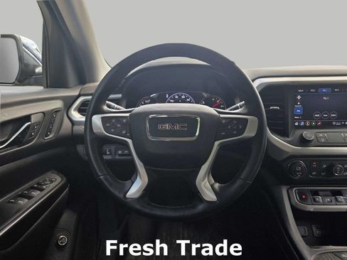 Used 2023 GMC Acadia SLT w/ Technology Package AWD/4WD image 15