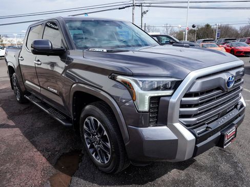 Used 2024 Toyota Tundra Limited image 3