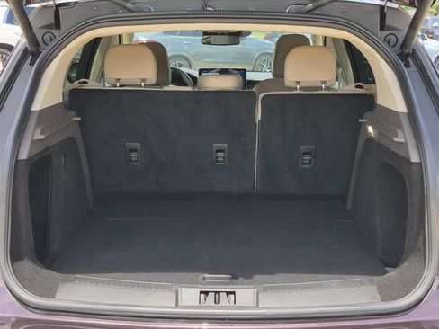 Used 2023 Lincoln Corsair Reserve AWD/4WD image 9