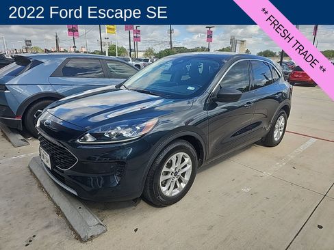 Used 2022 Ford Escape SE w/ Convenience Package image 1