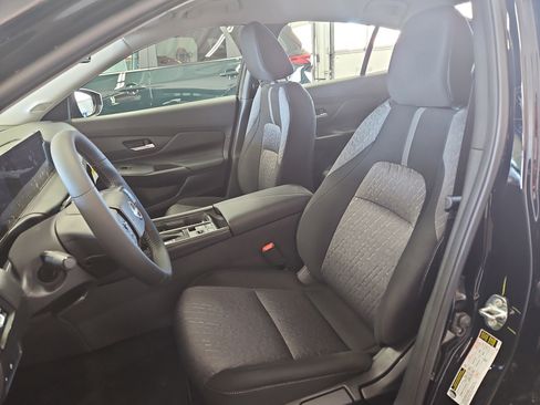 New 2026 Nissan Sentra SV w/ SV Convenience Package FWD image 8
