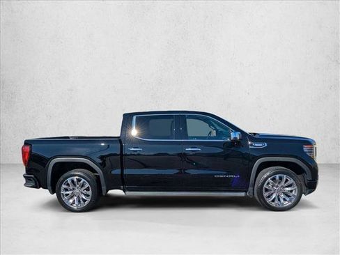 Used 2023 GMC Sierra 1500 Denali w/ Denali Reserve Package image 4