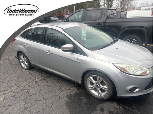 Used 2013 Ford Focus SE image 1
