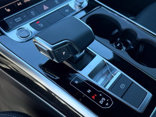 New 2026 Audi Q7 2.0T Premium AWD/4WD image 13