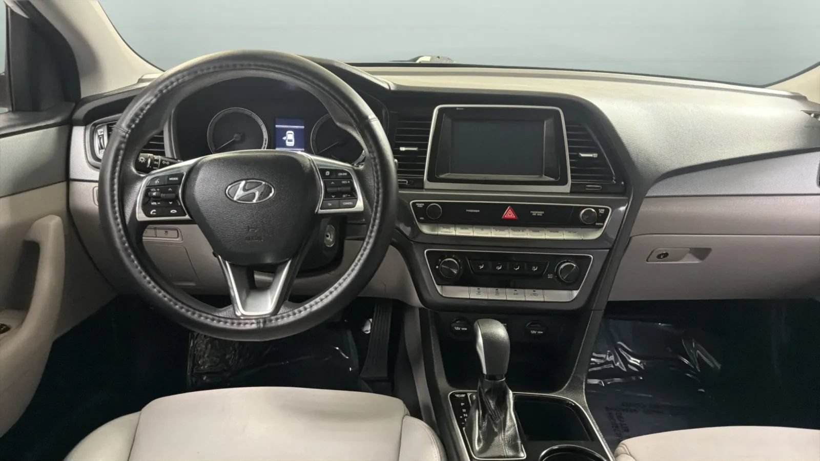 Used 2018 Hyundai Sonata SE w/ Cargo Package FWD image 10