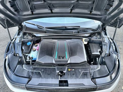 Used 2022 Hyundai Ioniq 5 SE w/ Cargo Package image 17