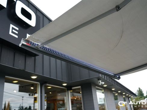 Used 2018 Mercedes-Benz Sprinter 2500 image 22