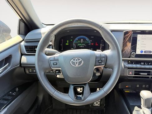 Certified 2025 Toyota Camry SE w/ Convenience Package AWD/4WD image 15
