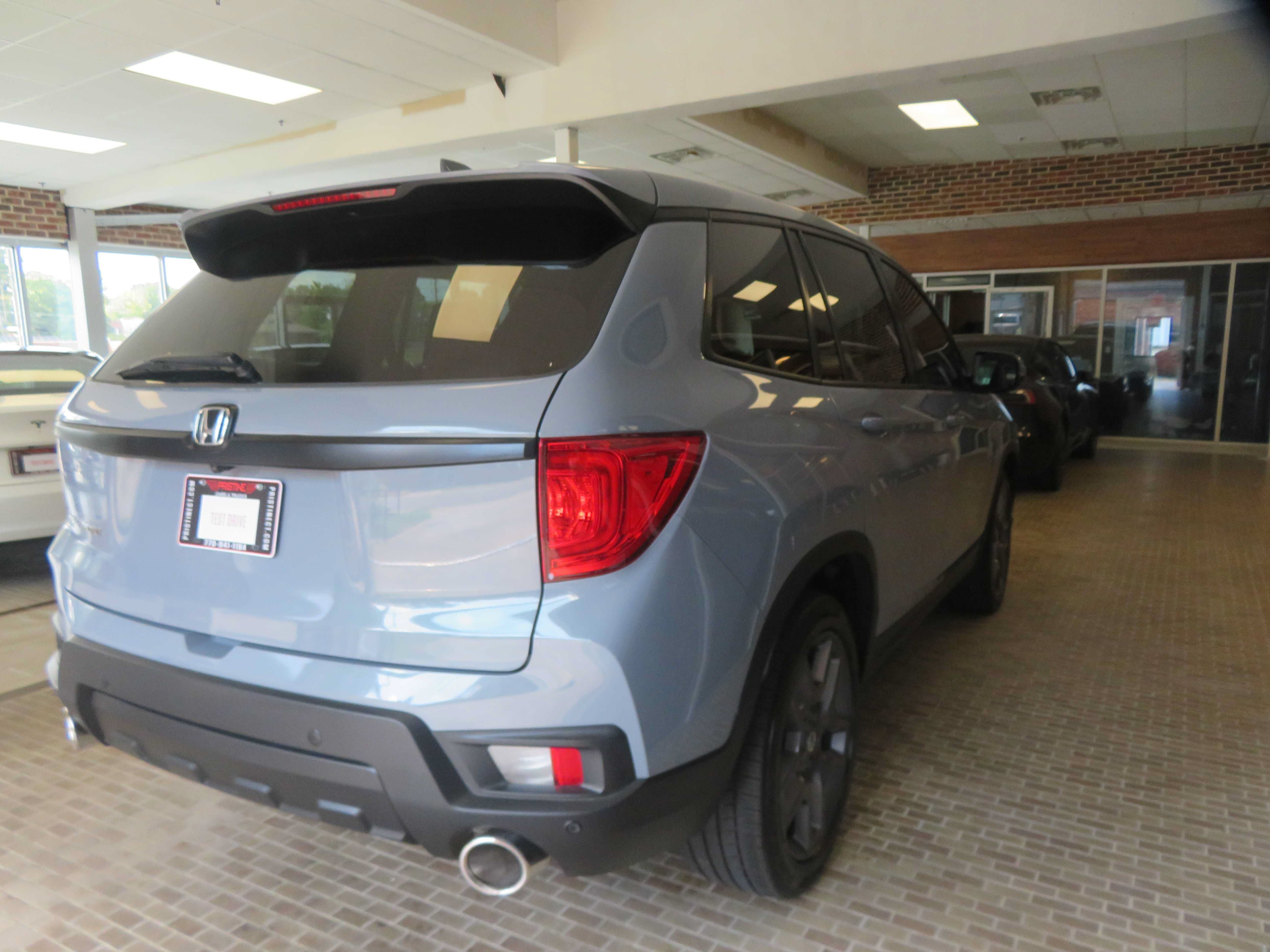 Used 2022 Honda Passport EX-L image 4
