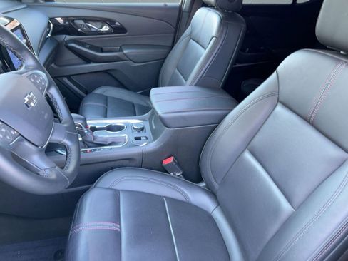 Certified 2023 Chevrolet Traverse RS image 22