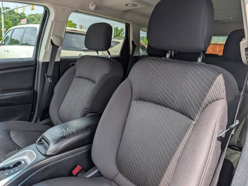 Used 2014 Dodge Journey SXT AWD/4WD image 14