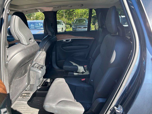 Used 2024 Volvo XC90 B6 Plus w/ Protection Package Premier AWD/4WD image 16