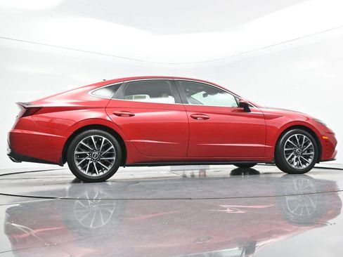 Used 2021 Hyundai Sonata Limited w/ Preferred Accessory Package FWD image 56