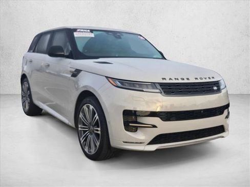 Certified 2025 Land Rover Range Rover Sport Dynamic SE image 3