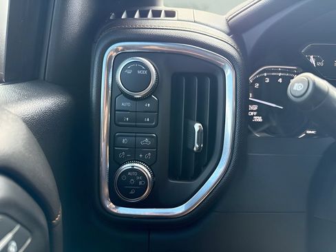 Used 2021 GMC Sierra 1500 AT4 w/ AT4 Premium Package AWD/4WD image 26