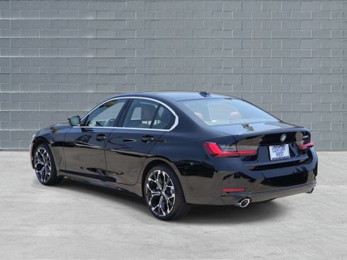Used 2025 BMW 330i Sedan w/ Convenience Package RWD image 3